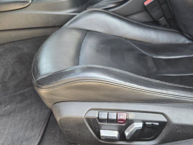 Used 2017 BMW M4 Coupe w/ Competition Package RWD image 26