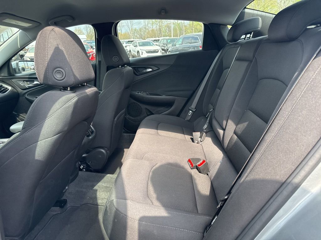 Used 2024 Chevrolet Malibu LT w/ Sport Edition image 11