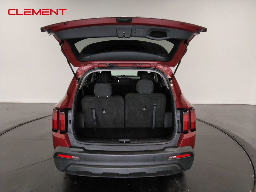 Used 2022 Kia Sorento LX image 7