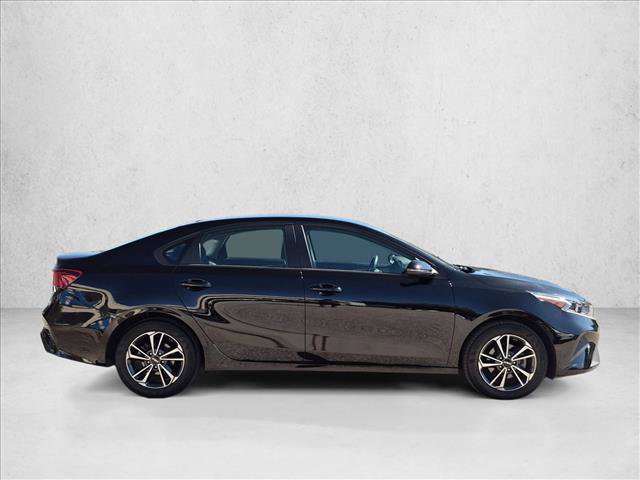 Used 2024 Kia Forte LXS w/ LXS Technology Package FWD image 4