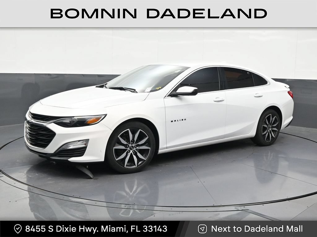 Used 2020 Chevrolet Malibu RS FWD image 1