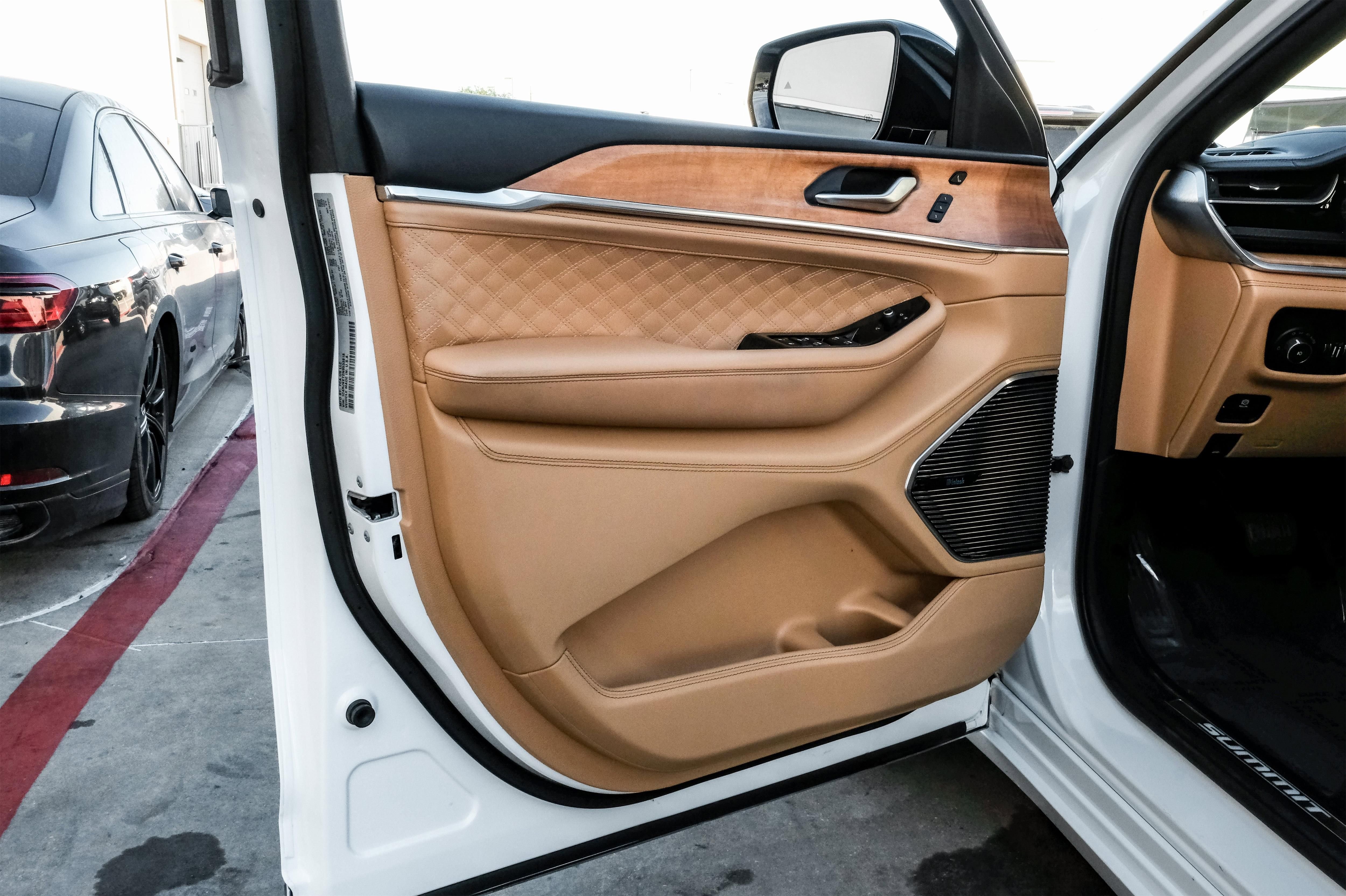 Used 2022 Jeep Grand Cherokee L Summit image 48