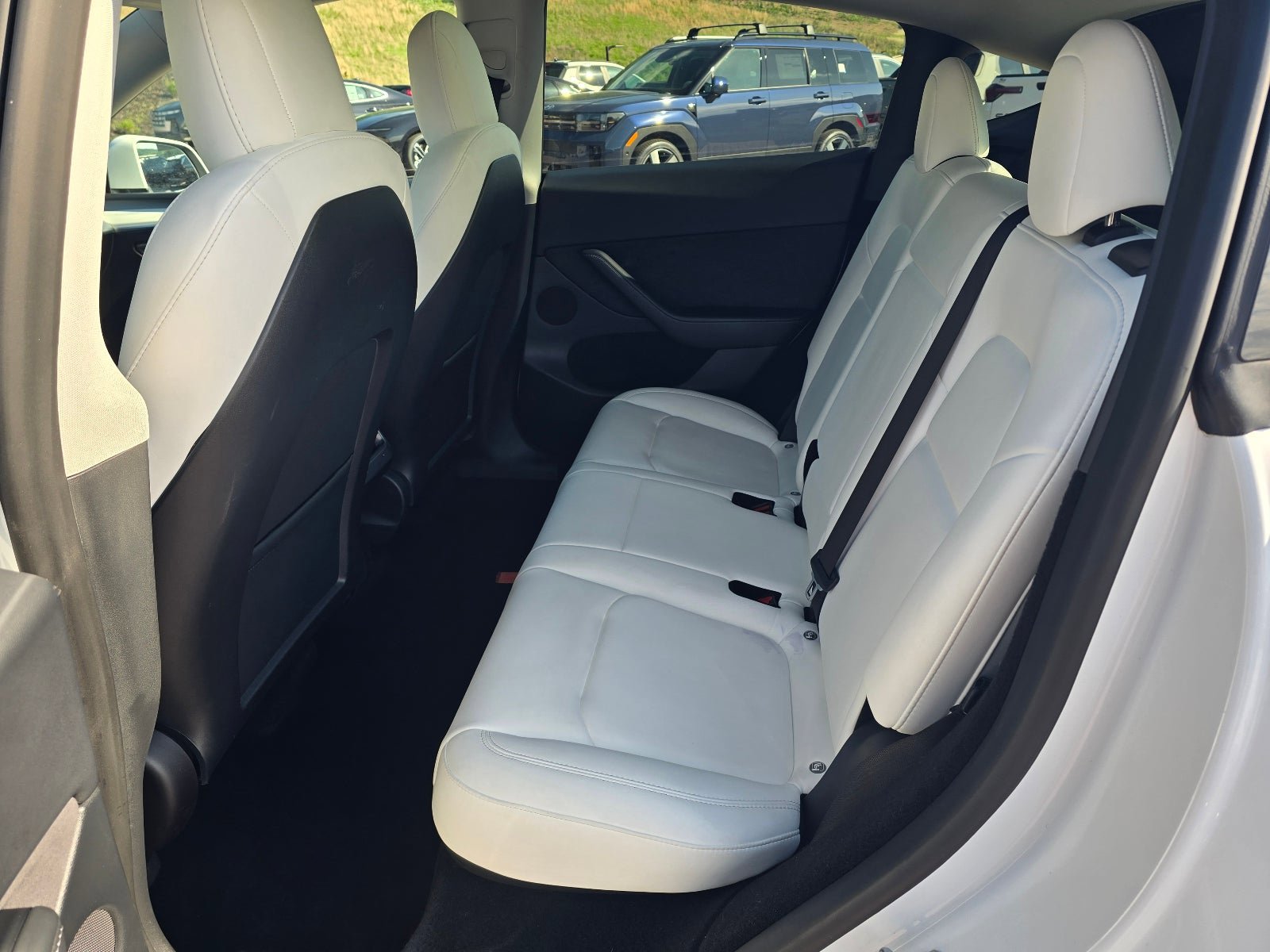 Used 2023 Tesla Model Y Performance AWD/4WD image 10