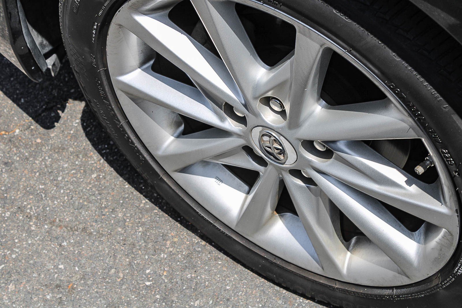 Used 2012 Toyota Prius V Five FWD image 12