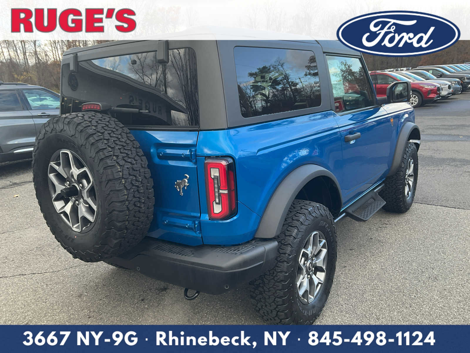 Certified 2023 Ford Bronco Badlands image 3