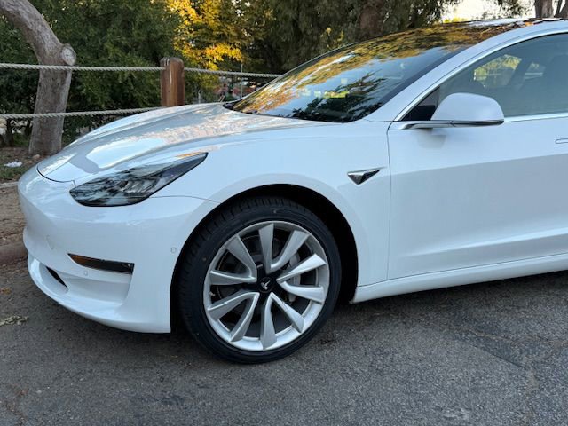 Used 2018 Tesla Model 3 Long Range image 31