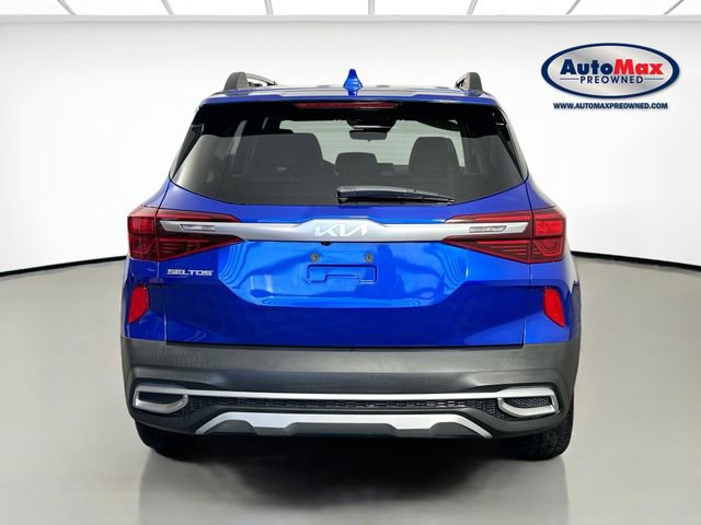 Used 2022 Kia Seltos Nightfall Edition image 7