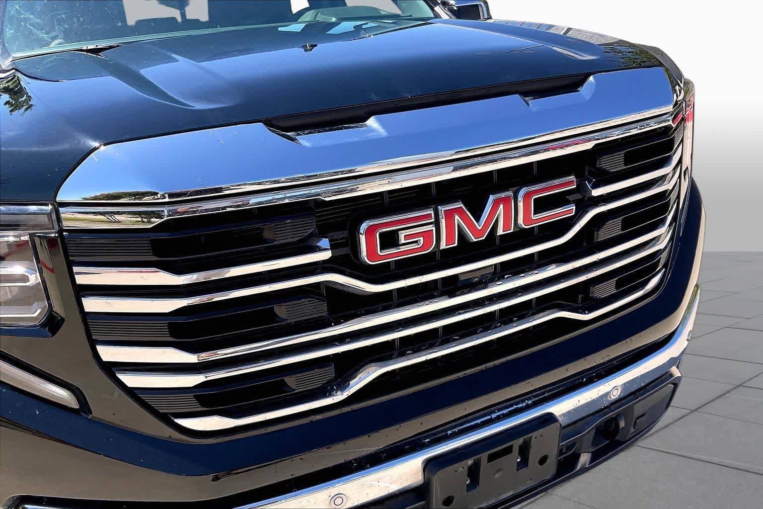 Used 2026 GMC Sierra 1500 SLT AWD/4WD image 30