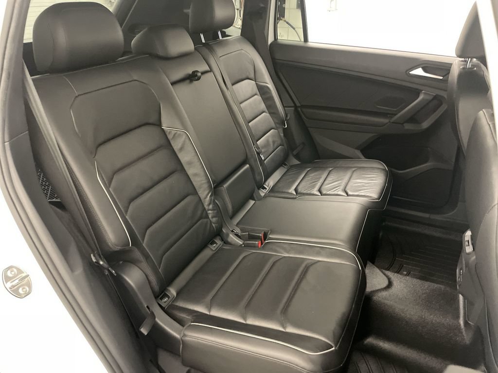 Used 2019 Volkswagen Tiguan SEL Premium R-Line AWD/4WD image 22