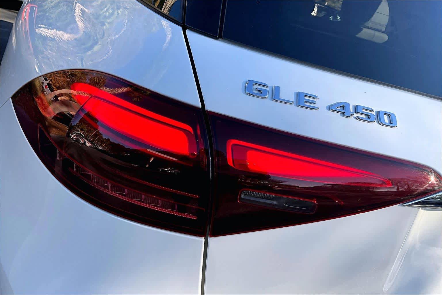 Used 2024 Mercedes-Benz GLE 450 4MATIC image 56