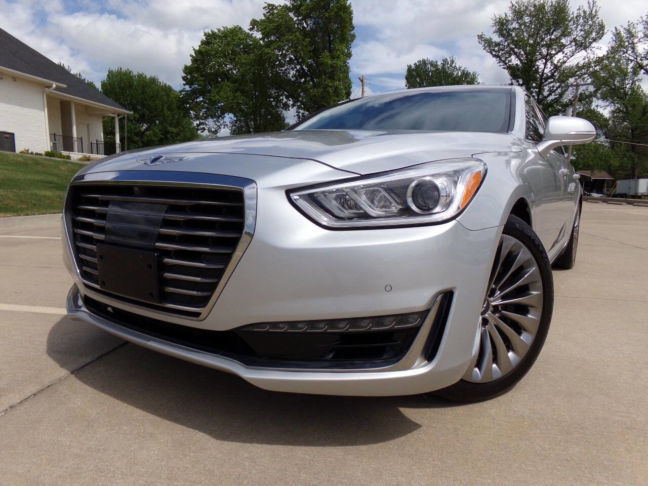 Used 2017 Genesis G90 5.0 Ultimate image 12