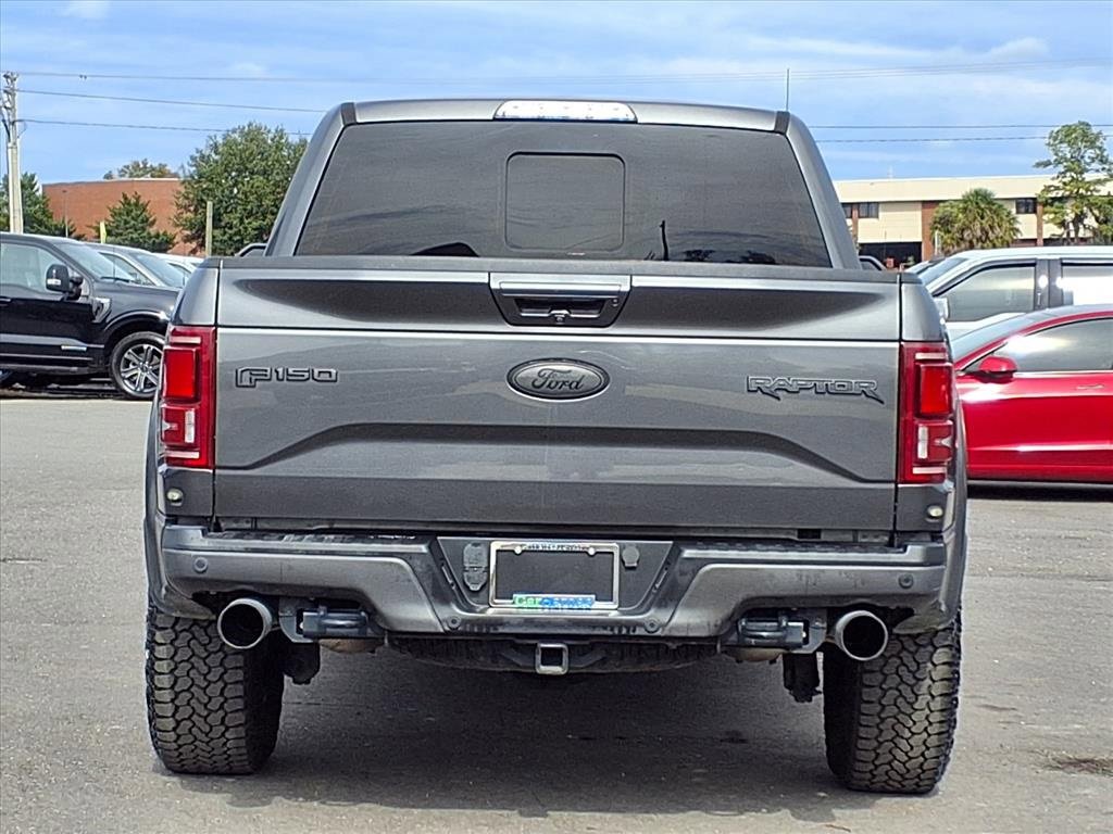 Used 2017 Ford F150 Raptor w/ Equipment Group 802A Luxury image 6