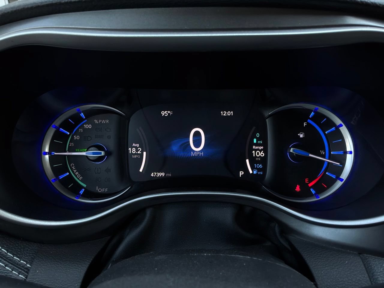 Used 2023 Chrysler Pacifica Touring-L FWD image 45
