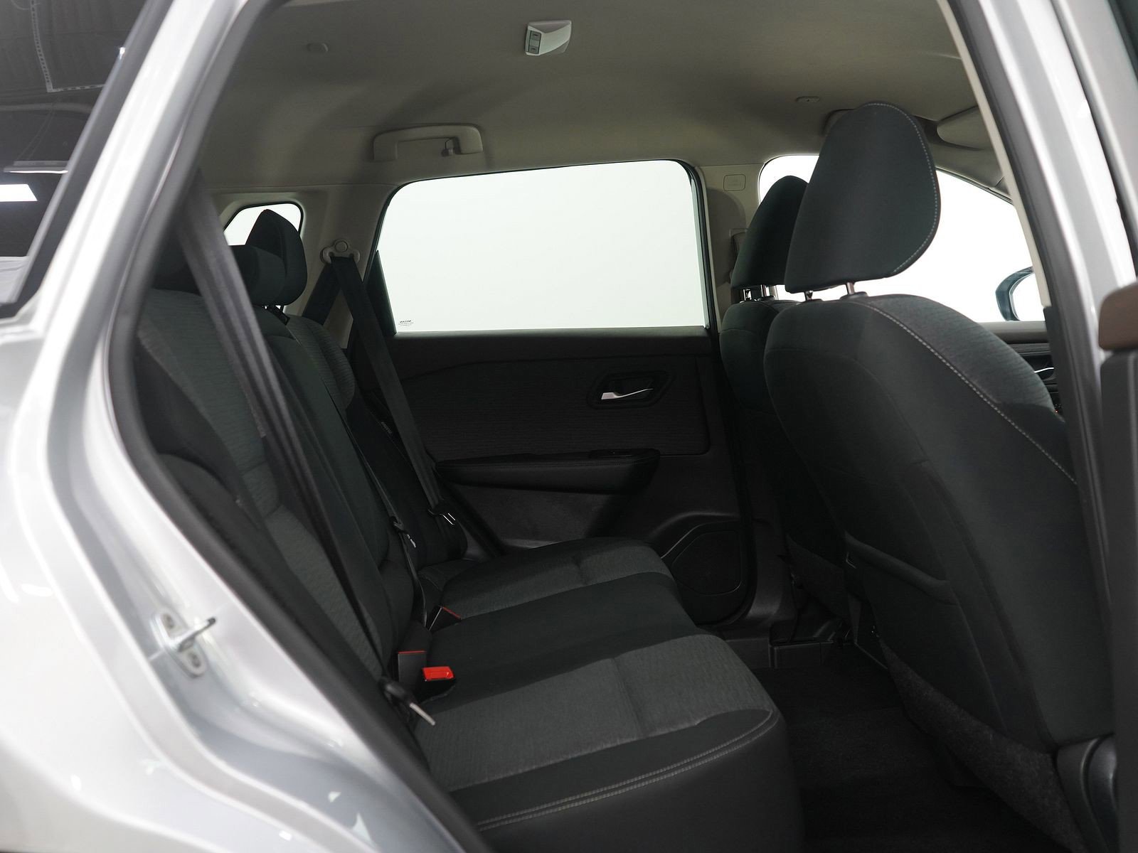 Used 2023 Nissan Rogue SV image 12