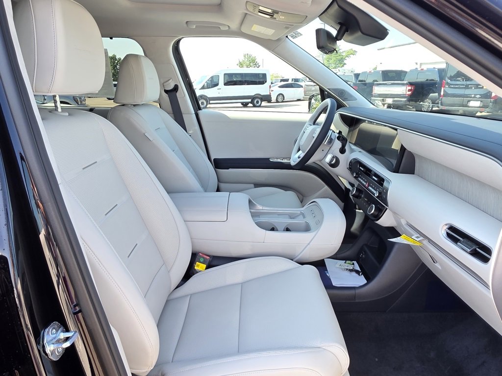 New 2026 Hyundai Palisade Calligraphy image 13