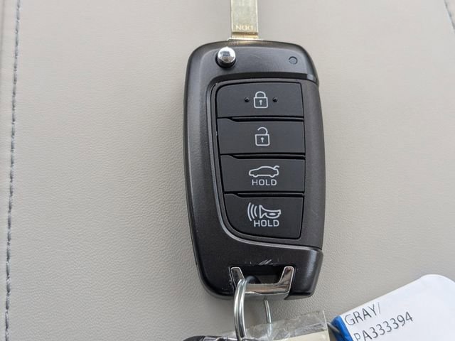 Used 2023 Hyundai Sonata SE w/ Preferred Accessory Package FWD image 31