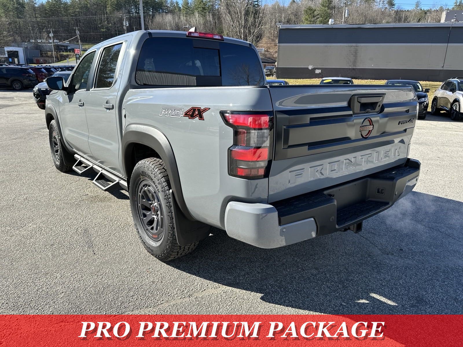 New 2025 Nissan Frontier PRO-4X w/ Pro Premium Package image 5