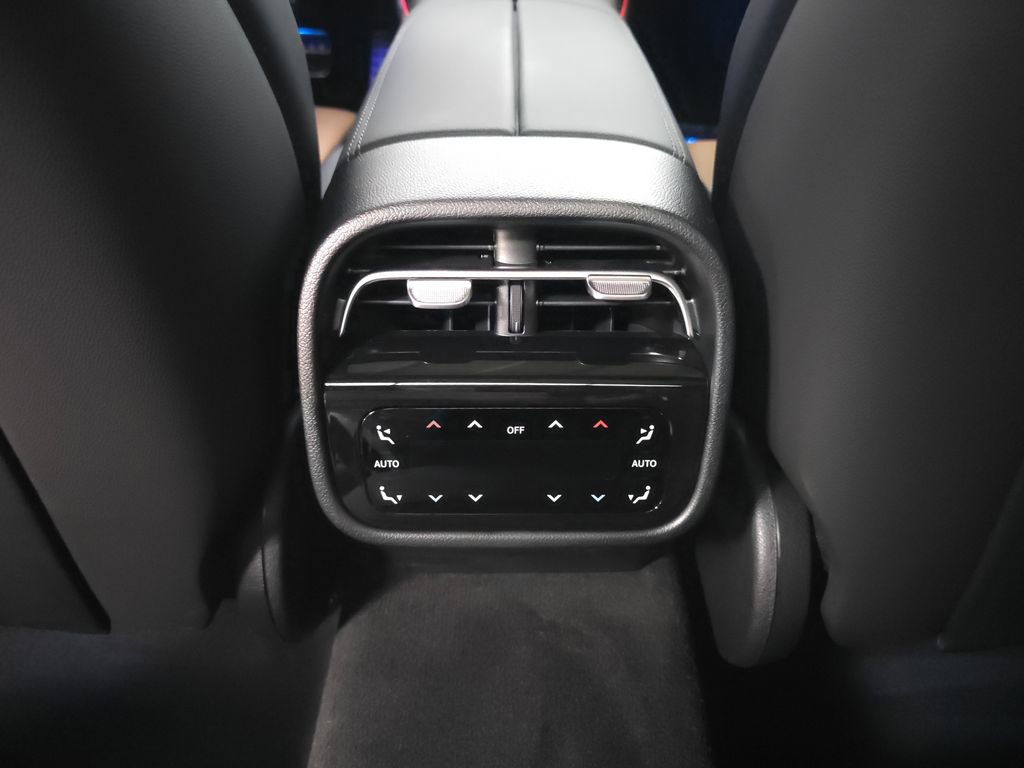 Certified 2026 Mercedes-Benz E 53 AMG e 4MATIC Sedan image 28