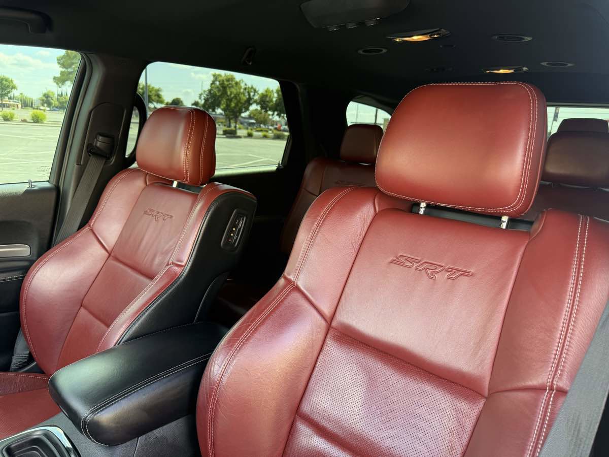 Used 2018 Dodge Durango SRT w/ Technology Group AWD/4WD image 14