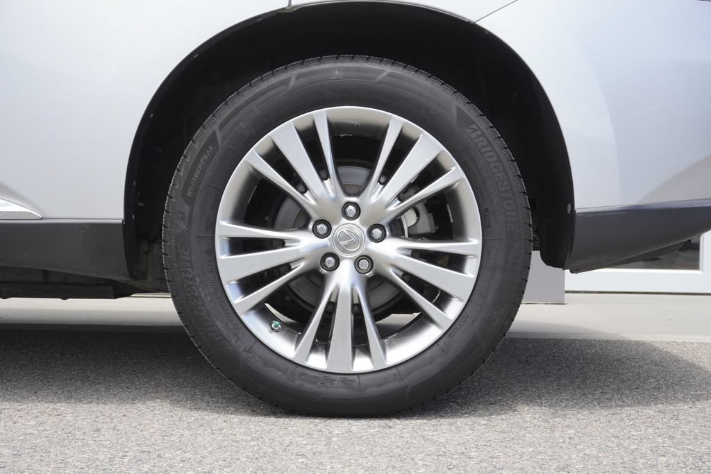 Used 2013 Lexus RX 450h AWD w/ Navigation Pkg image 35