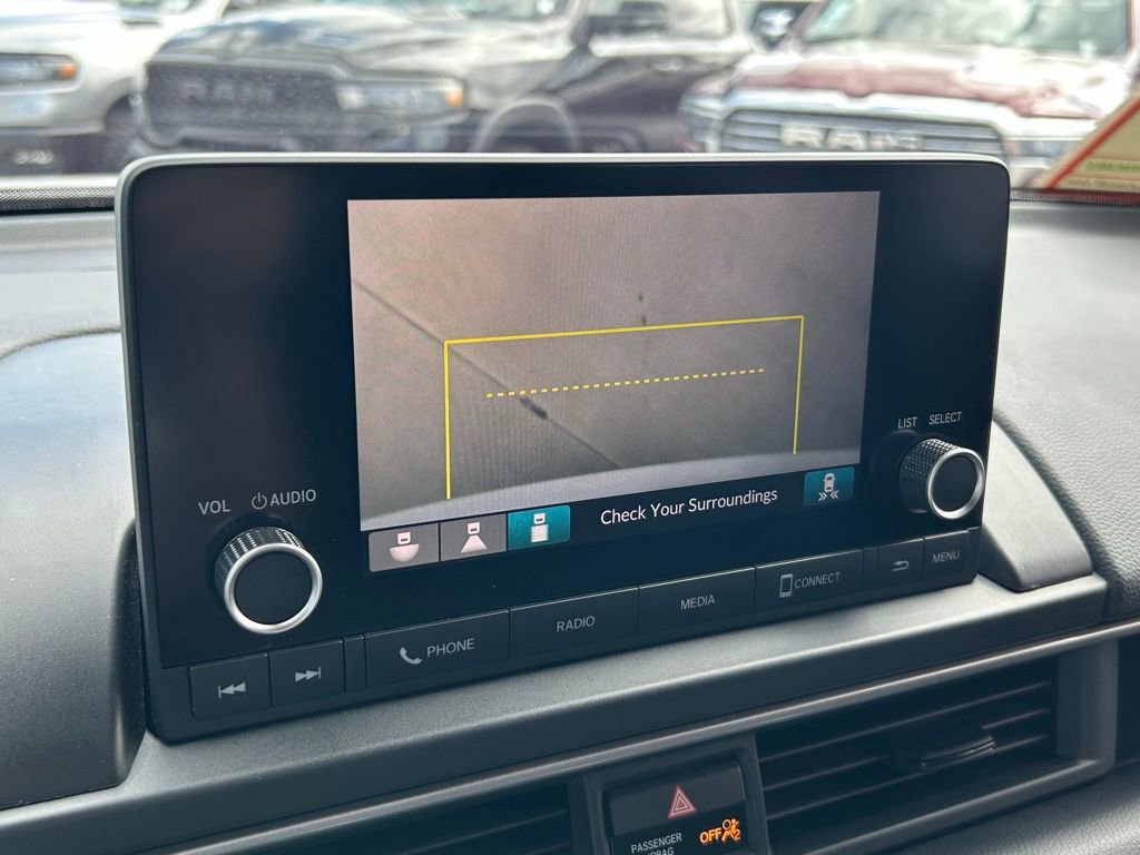 Used 2023 Honda Pilot Sport image 11