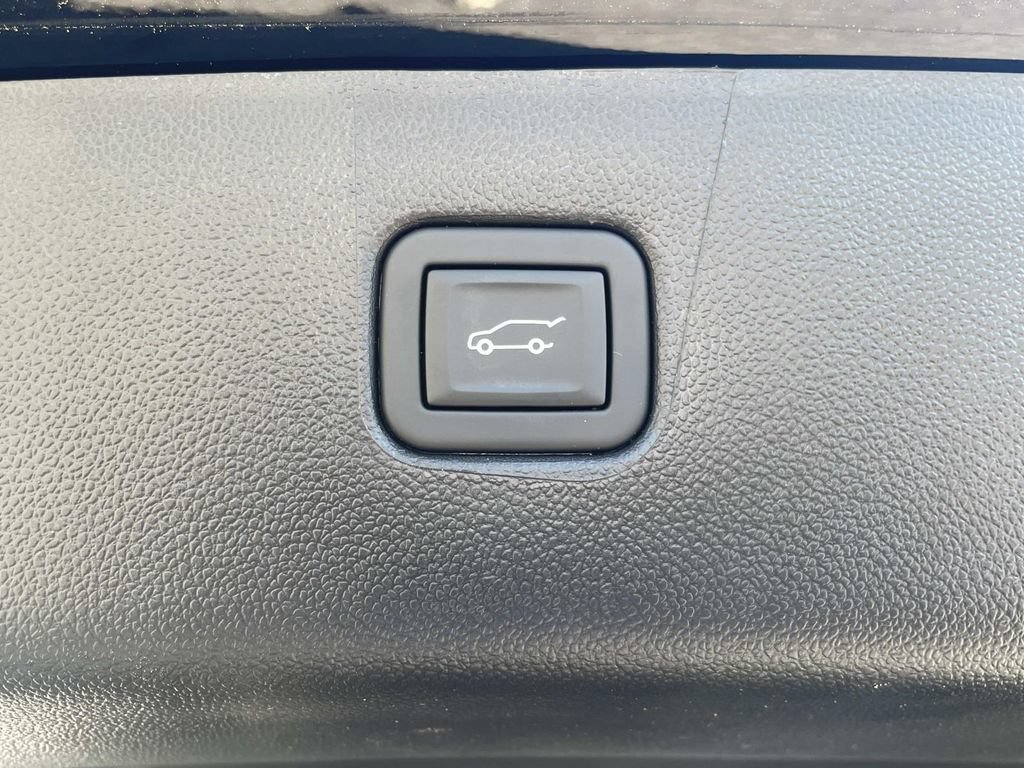 New 2026 Chevrolet Blazer LT w/ Convenience Package FWD image 12
