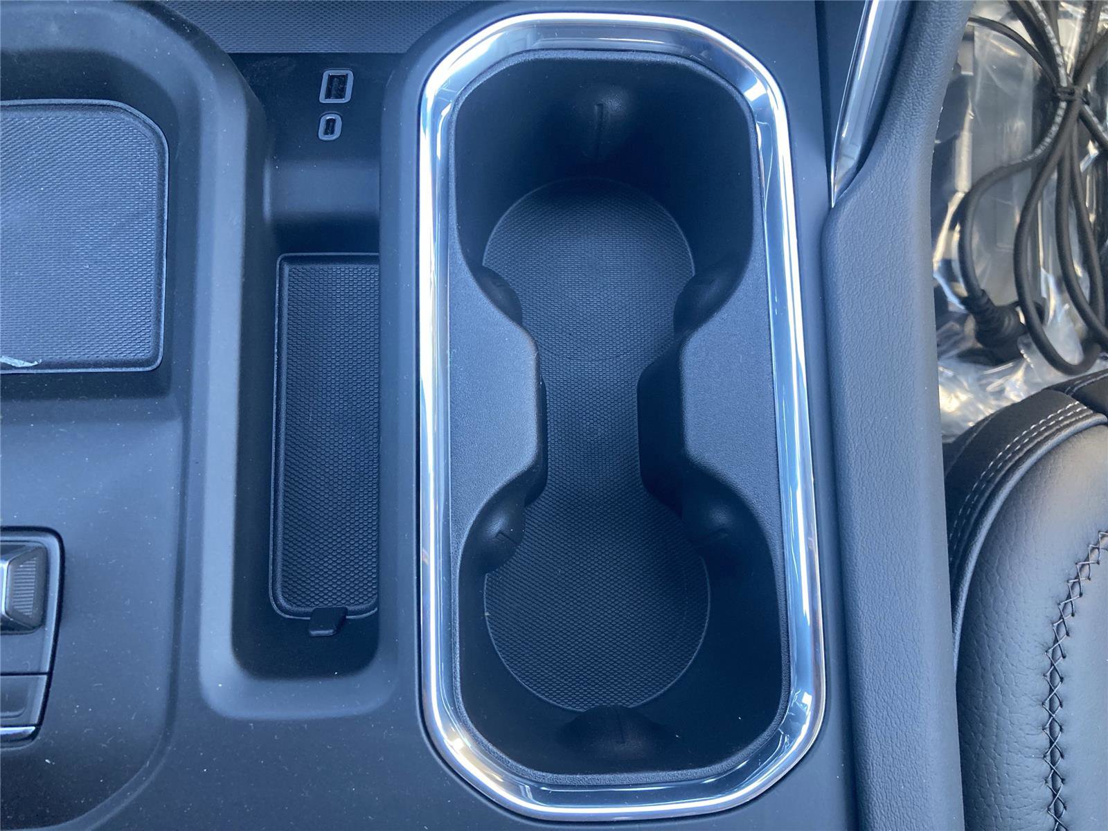 New 2026 GMC Sierra 2500 Denali w/ Denali Reserve Package AWD/4WD image 27