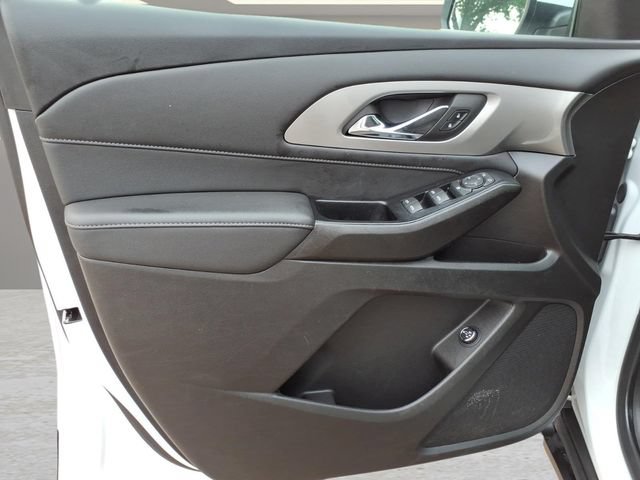 Used 2023 Chevrolet Traverse LT w/ LPO, Floor Liner Package AWD/4WD image 16