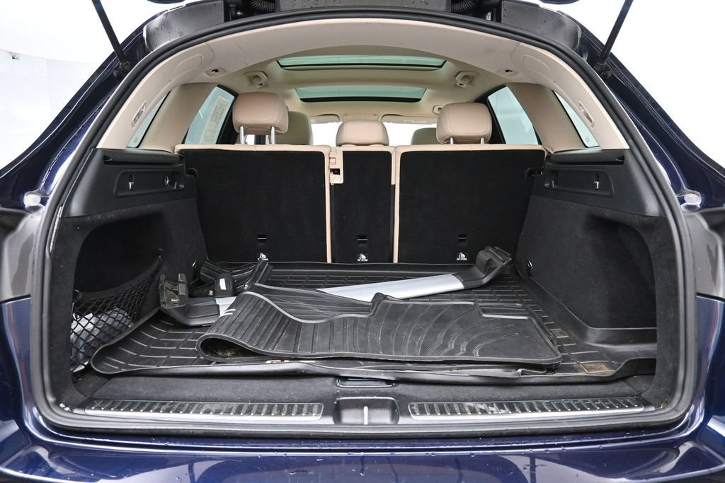 Used 2019 Mercedes-Benz GLC 300 4MATIC image 27