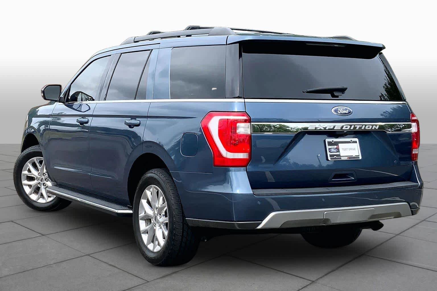 Used 2020 Ford Expedition XLT w/ Equipment Group 202A RWD image 11