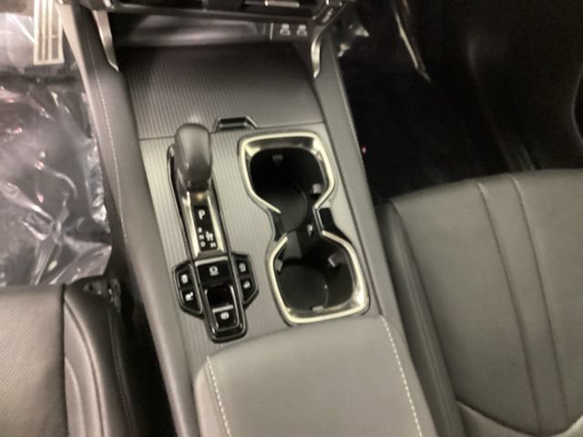Certified 2023 Lexus RX 350 F Sport w/ Cold Area Package AWD/4WD image 18