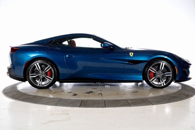 Used 2019 Ferrari Portofino image 10