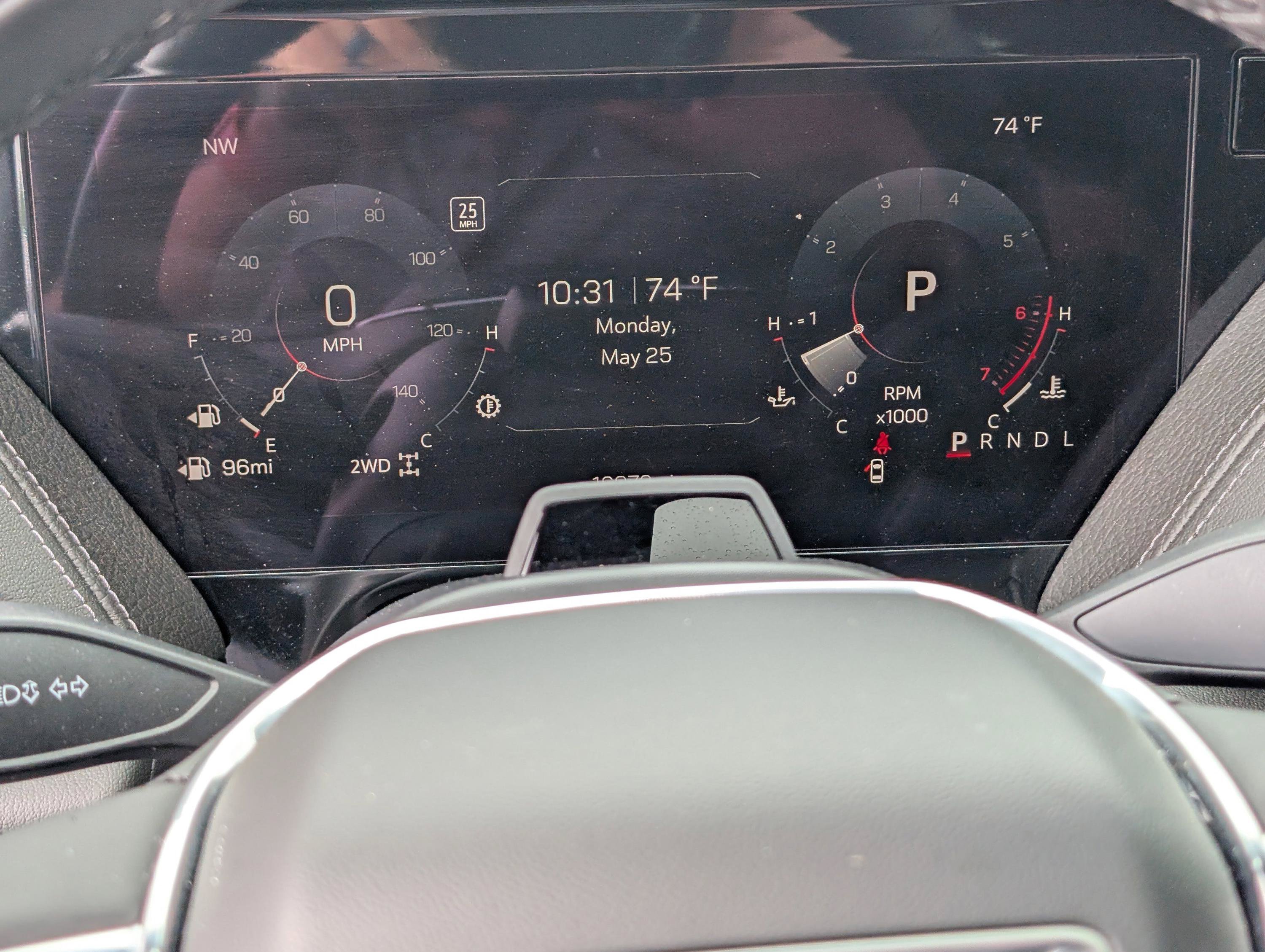 Used 2025 GMC Yukon Denali w/ Advanced Technology Package AWD/4WD image 24