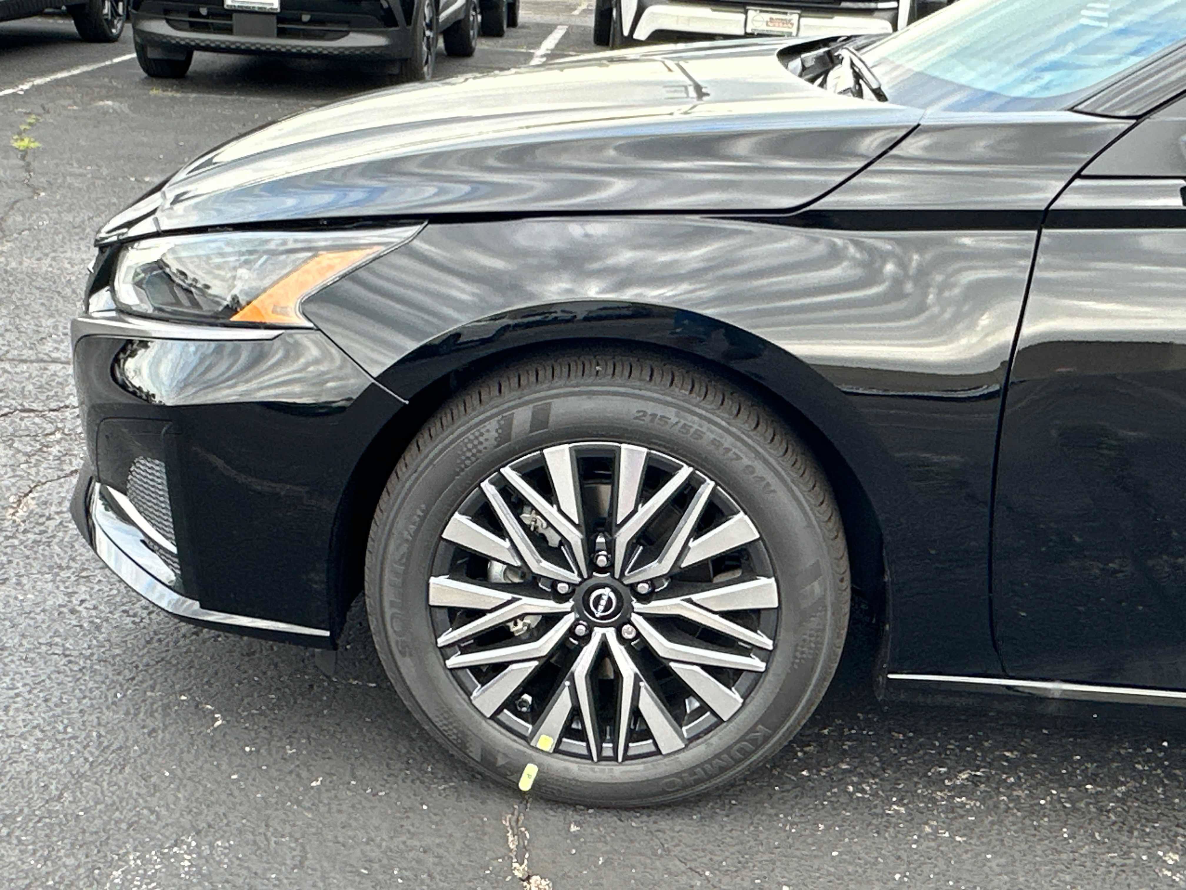 New 2026 Nissan Altima 2.5 SV FWD image 7