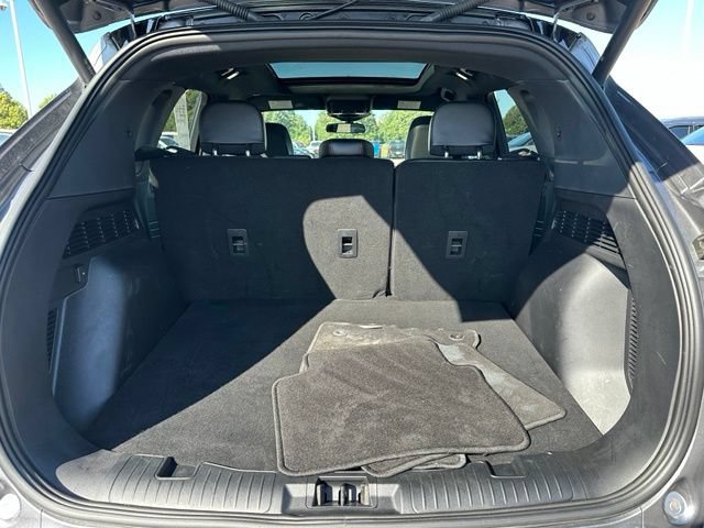 Used 2024 Ford Escape ST-Line w/ Tech Pack #1 AWD/4WD image 12