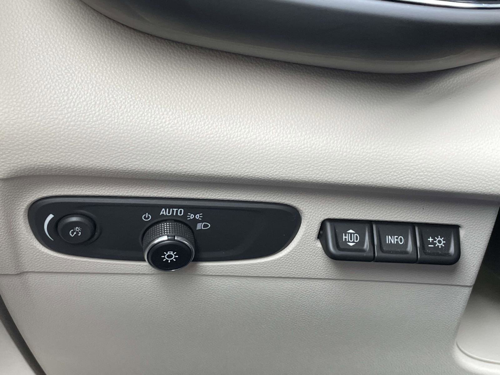 Certified 2023 Buick Envision Avenir AWD/4WD image 34