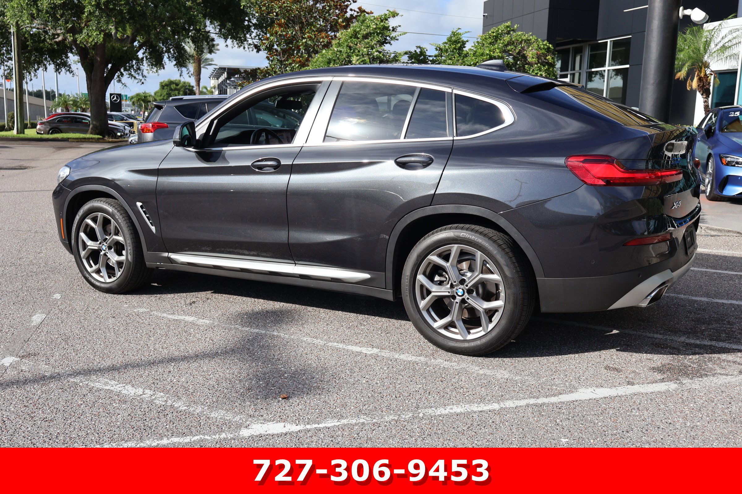 Used 2023 BMW X4 xDrive30i w/ Parking Assistance Package AWD/4WD image 7