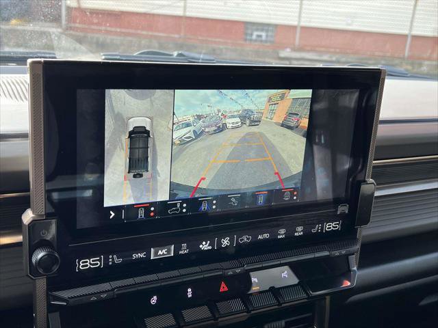 Certified 2024 GMC Hummer EV 2X image 32
