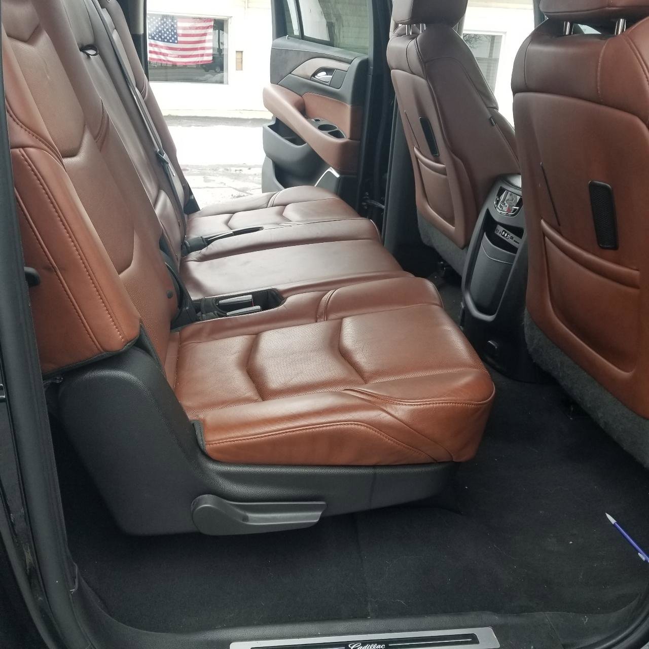 Used 2015 Cadillac Escalade ESV Premium AWD/4WD image 24