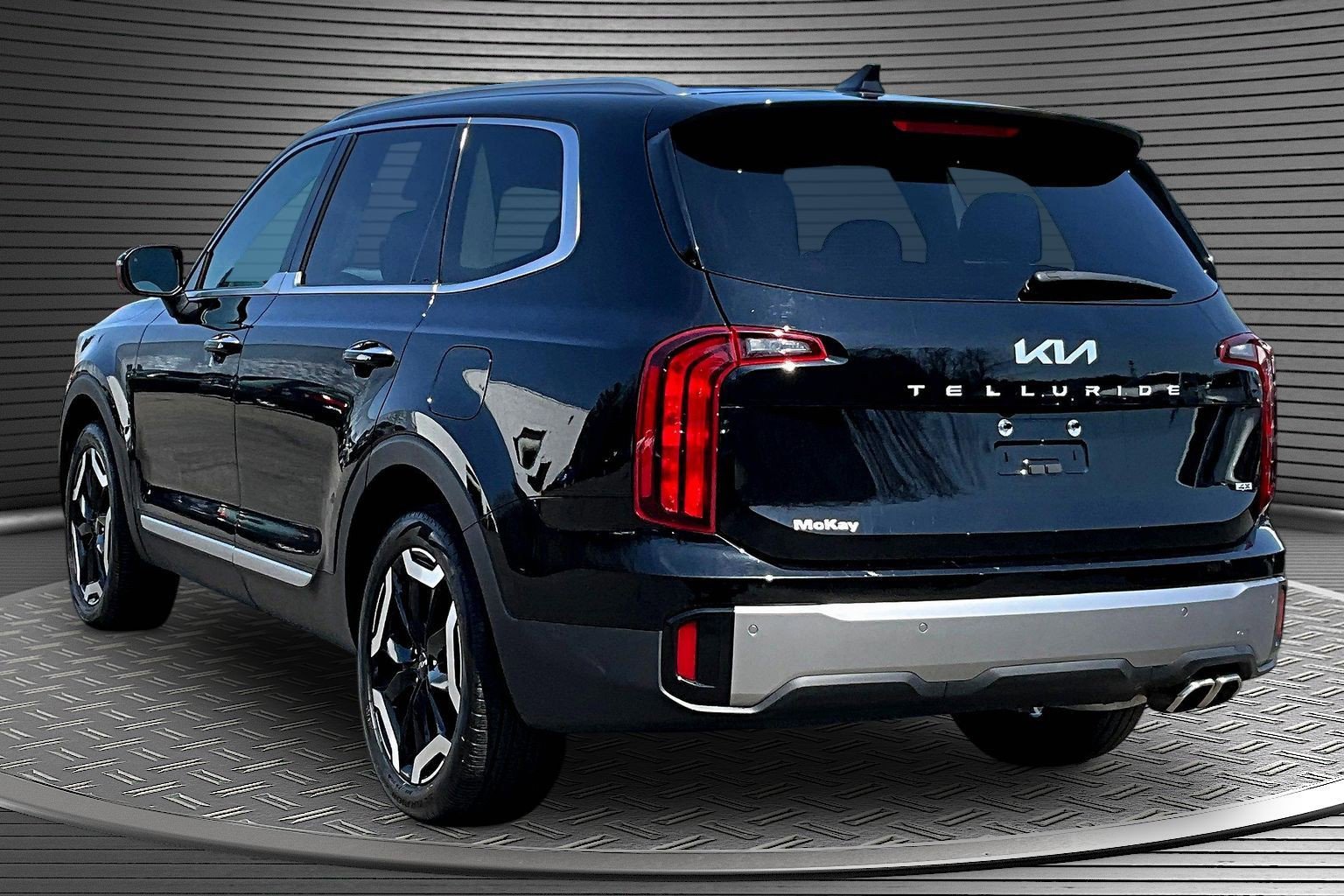 Used 2025 Kia Telluride S AWD/4WD image 4