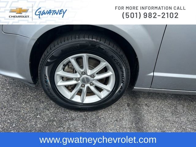 Used 2019 Dodge Grand Caravan SXT FWD image 9