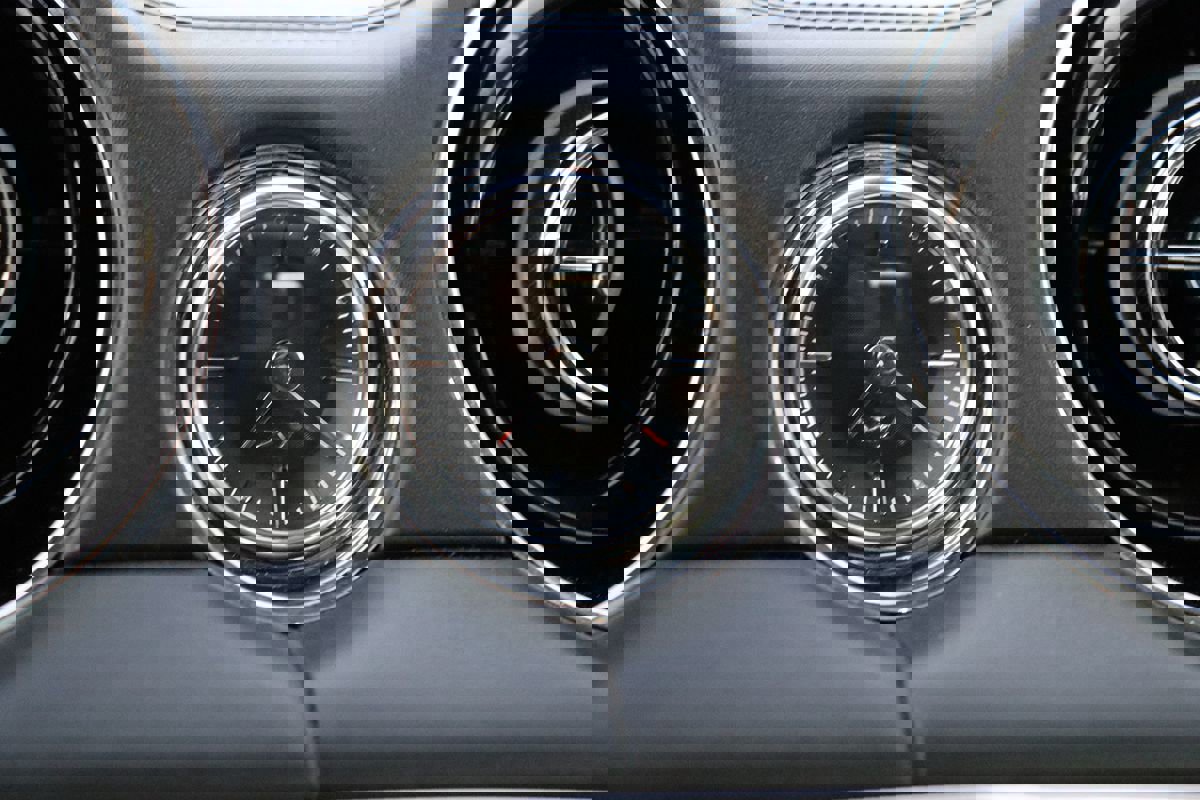 Used 2014 Jaguar XJ L Portfolio image 19