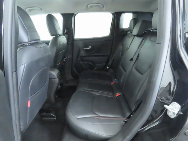 Used 2022 Jeep Renegade Trailhawk AWD/4WD image 22