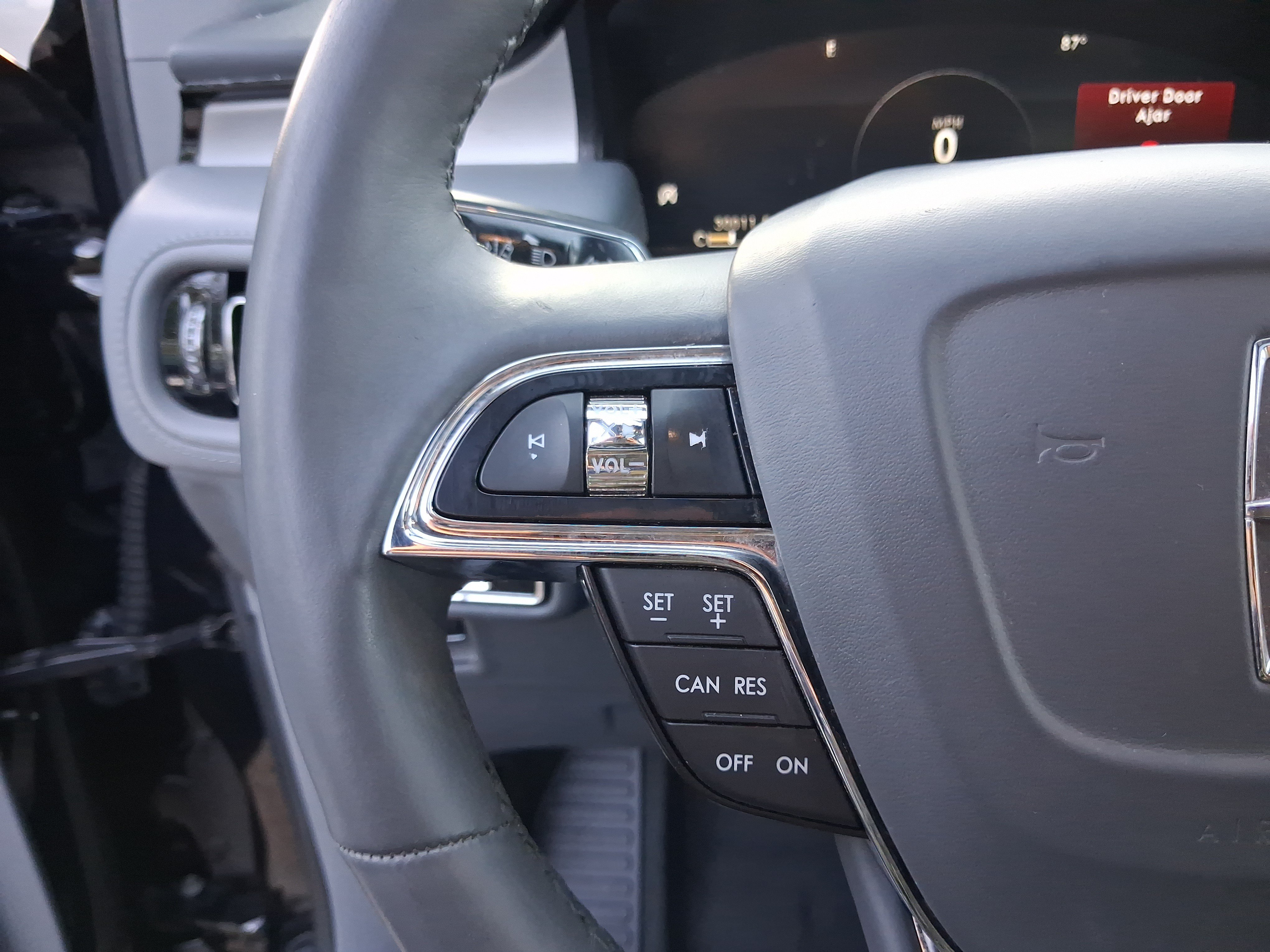 Used 2022 Lincoln Nautilus Reserve FWD image 18