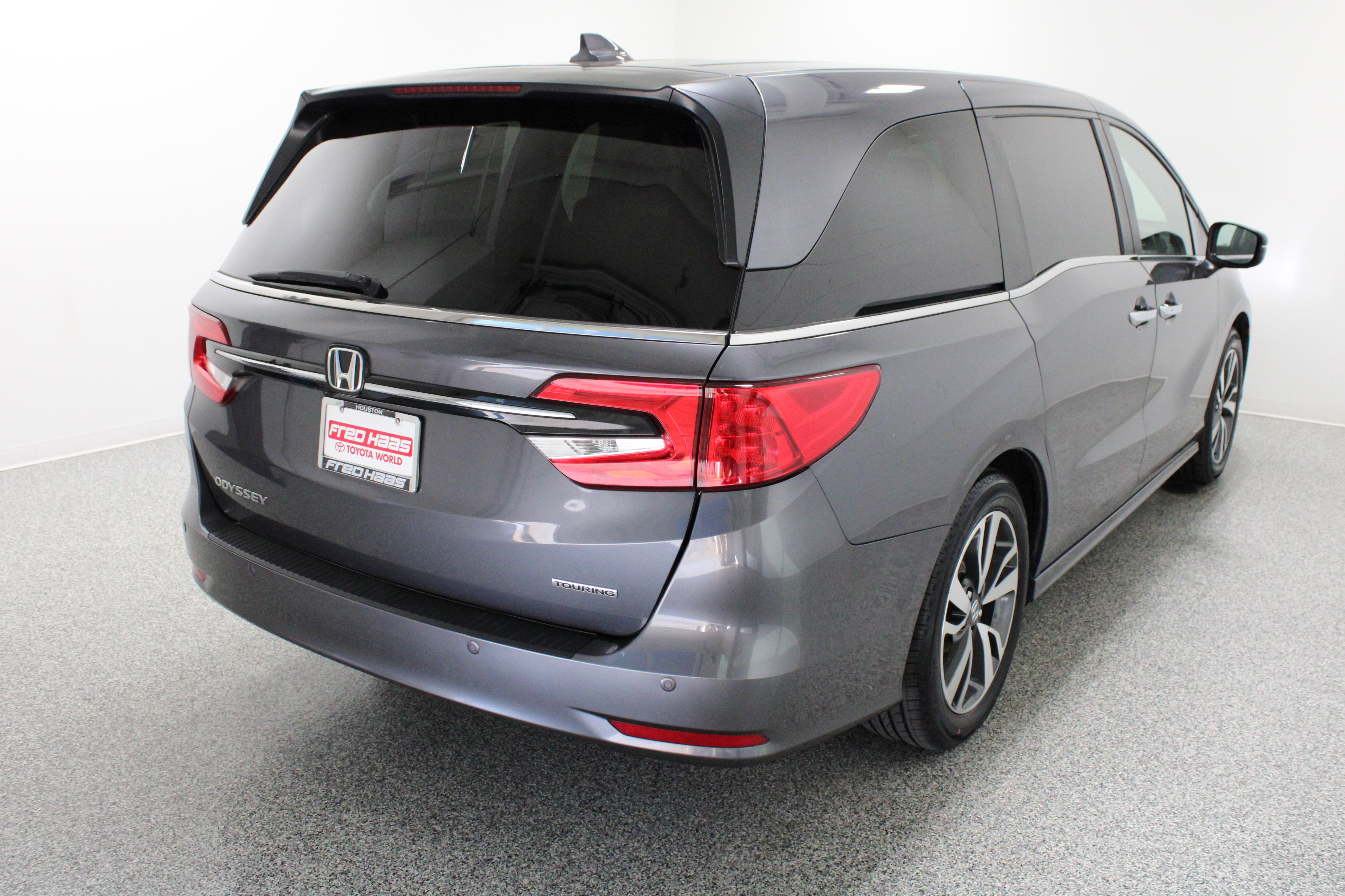 Used 2024 Honda Odyssey Touring image 7