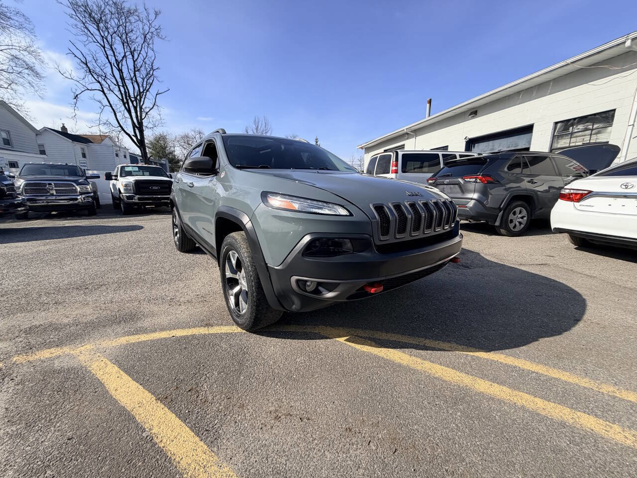 Used 2014 Jeep Cherokee Trailhawk w/ Comfort/Convenience Group image 4