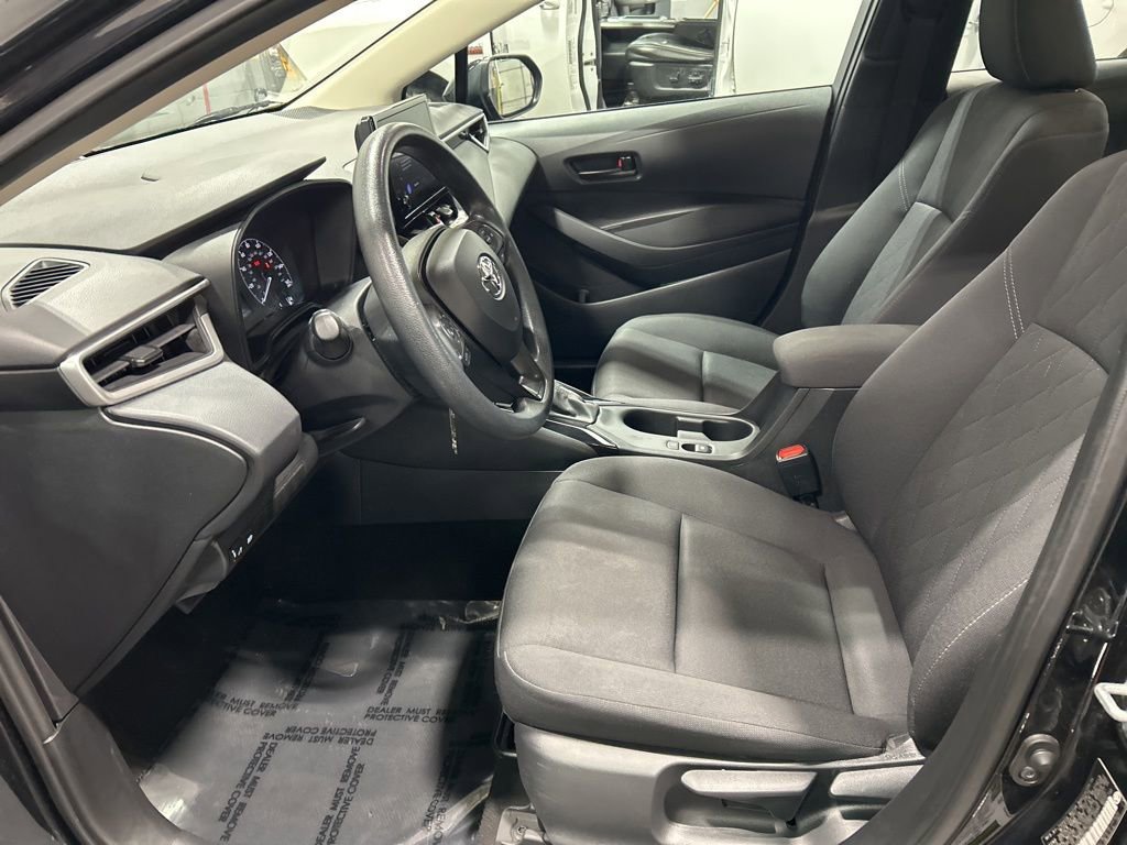Used 2024 Toyota Corolla LE image 11
