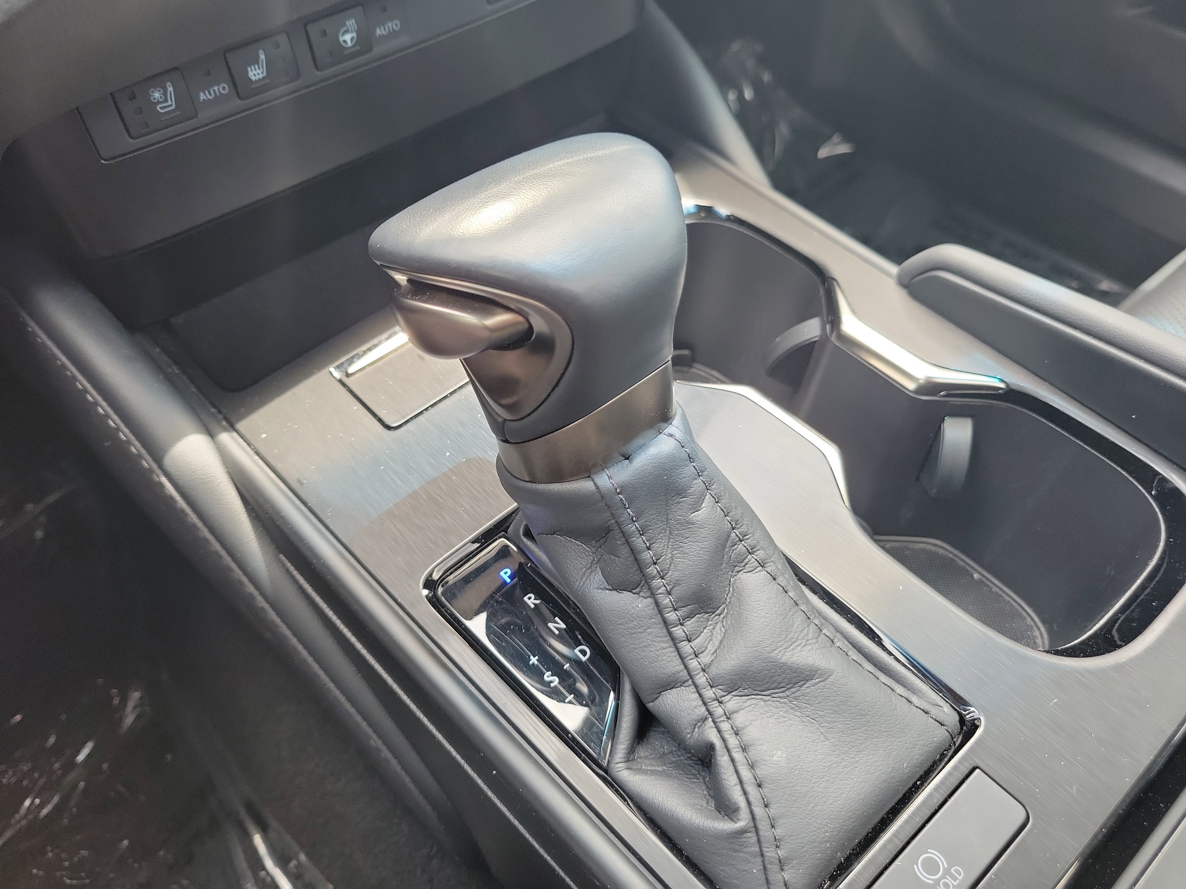 Certified 2024 Lexus ES 350 w/ Premium Package FWD image 28