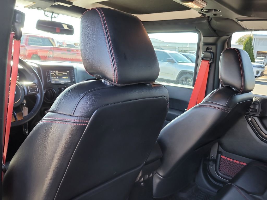 Used 2017 Jeep Wrangler Unlimited Rubicon image 10