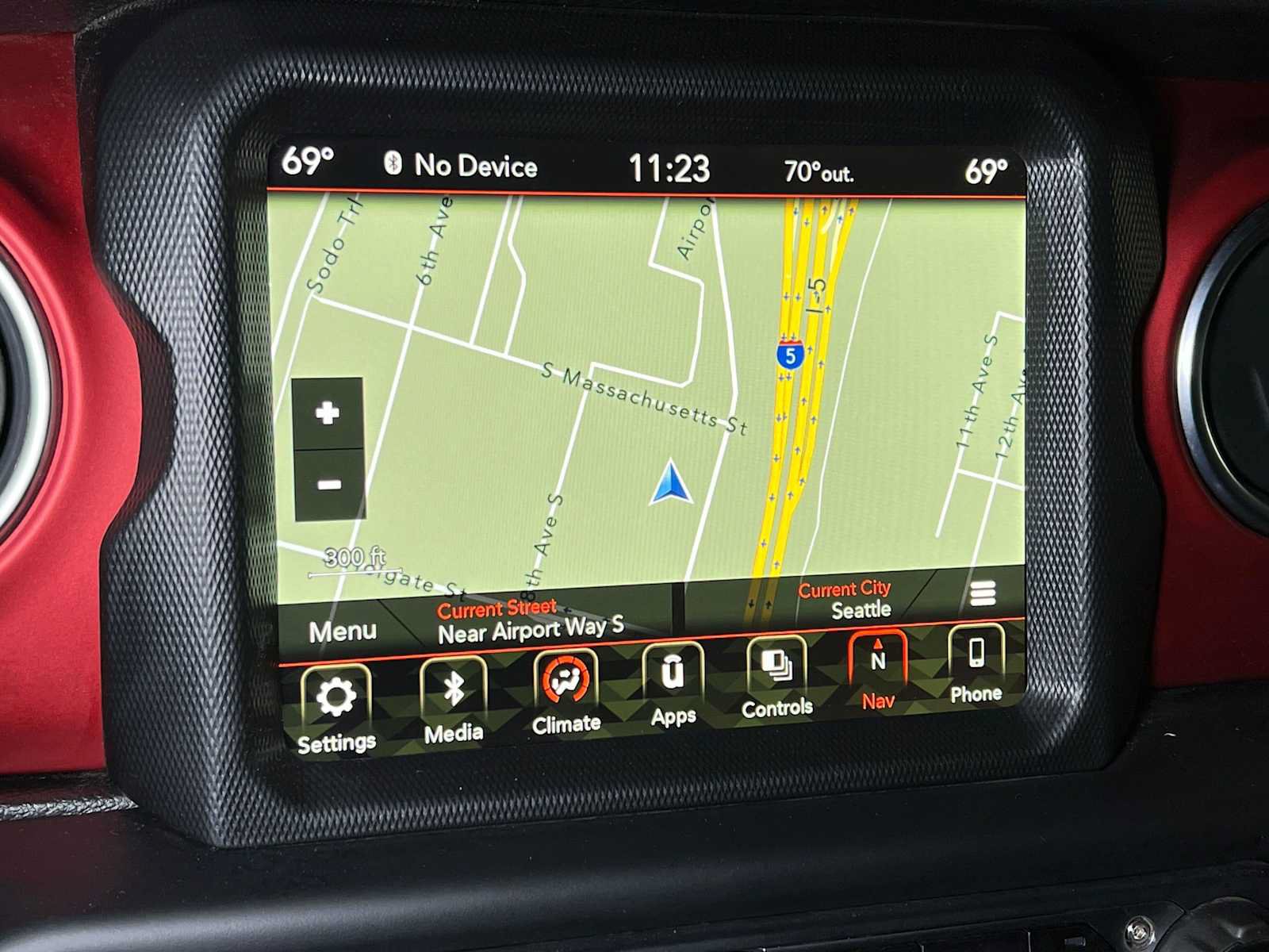 Used 2018 Jeep Wrangler Rubicon AWD/4WD image 34